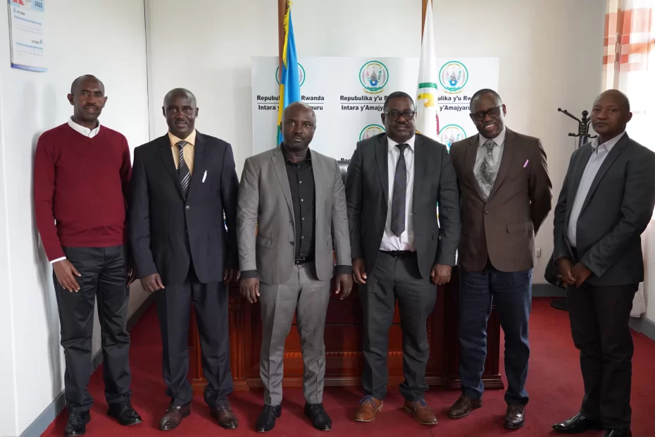 Courtesy meeting between Northern Province and GVTC leaders